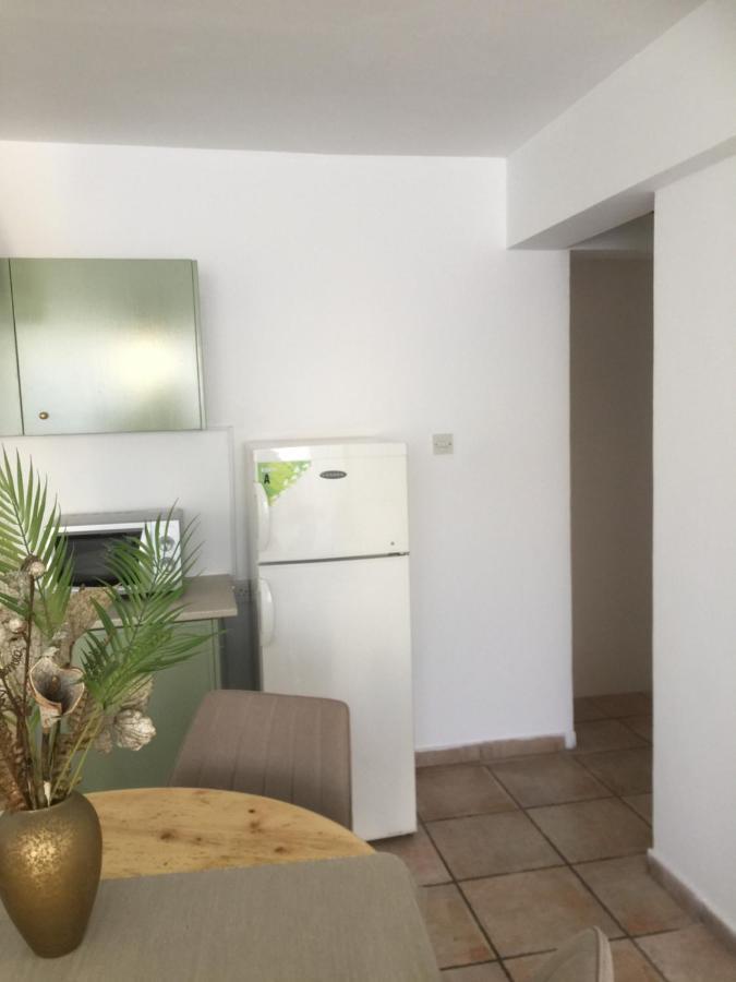 Paphos Vangelios Apartments מראה חיצוני תמונה